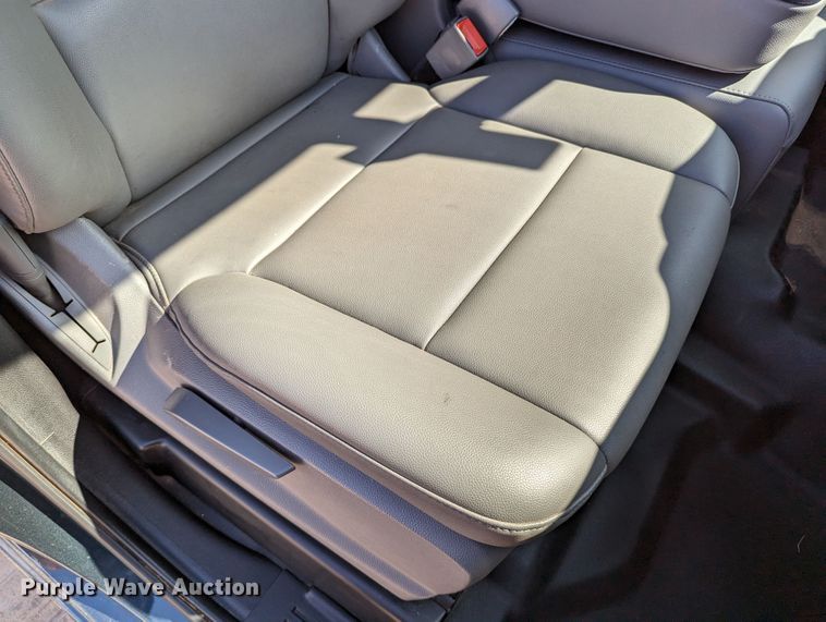 image for item DR6873 2018  Chevrolet Silverado 1500  Double Cab pickup truck