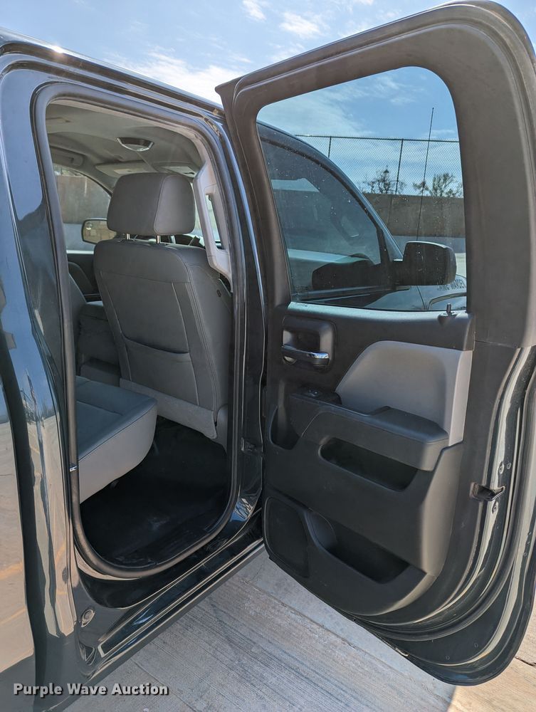 image for item DR6873 2018  Chevrolet Silverado 1500  Double Cab pickup truck