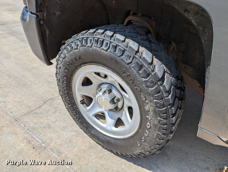 image for item DR6873 2018  Chevrolet Silverado 1500  Double Cab pickup truck