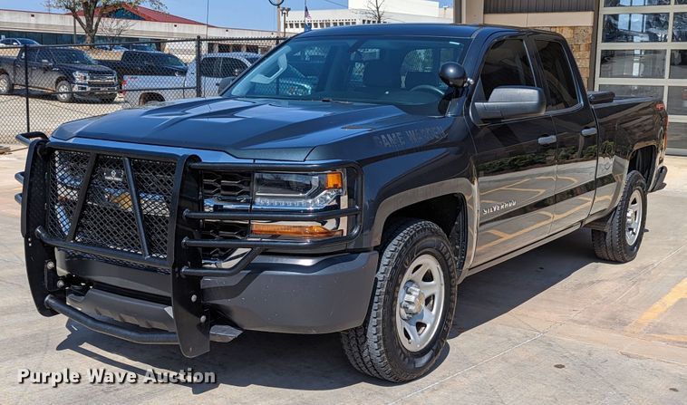 image for item DR6874 2018 Chevrolet Silverado 1500  Double Cab pickup truck