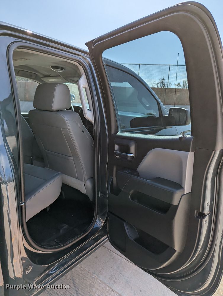 image for item DR6874 2018 Chevrolet Silverado 1500  Double Cab pickup truck