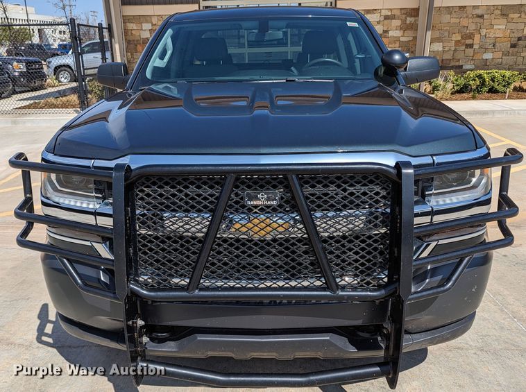 image for item DR6875 2018  Chevrolet Silverado 1500  Double Cab pickup truck