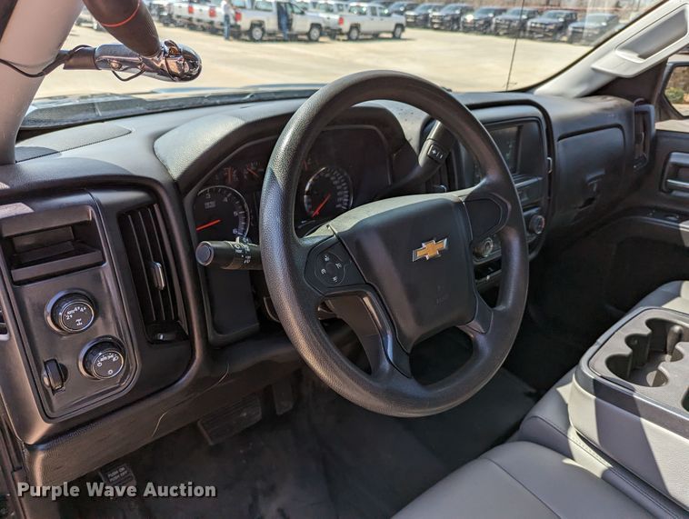 image for item DR6875 2018  Chevrolet Silverado 1500  Double Cab pickup truck