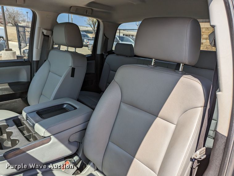 image for item DR6875 2018  Chevrolet Silverado 1500  Double Cab pickup truck