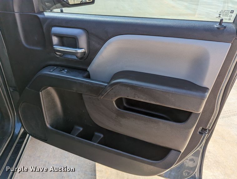 image for item DR6875 2018  Chevrolet Silverado 1500  Double Cab pickup truck