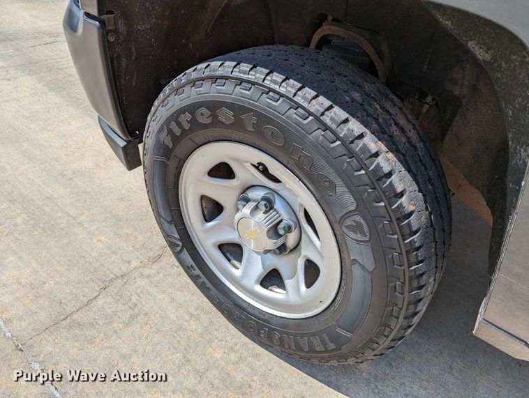 image for item DR6875 2018  Chevrolet Silverado 1500  Double Cab pickup truck