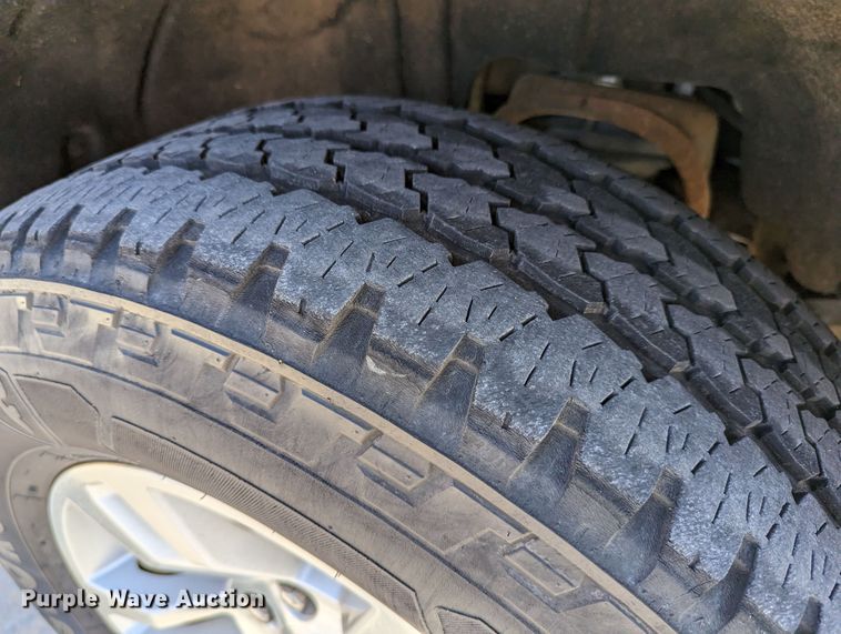 image for item DR6876 2017  Chevrolet Silverado 1500  Crew Cab pickup truck