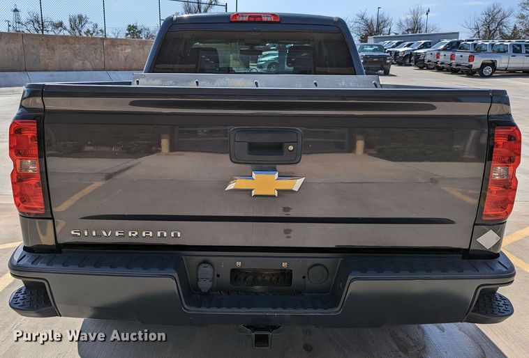 image for item DR6877 2015  Chevrolet Silverado 1500  Double Cab pickup truck