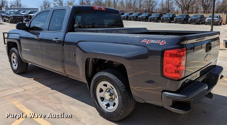 image for item DR6877 2015  Chevrolet Silverado 1500  Double Cab pickup truck