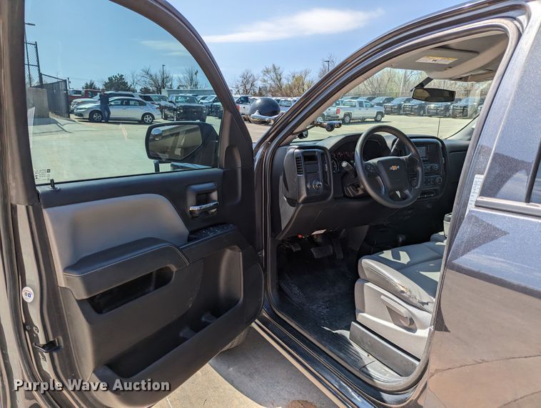 image for item DR6877 2015  Chevrolet Silverado 1500  Double Cab pickup truck