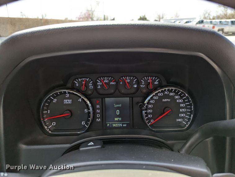 image for item DR6877 2015  Chevrolet Silverado 1500  Double Cab pickup truck