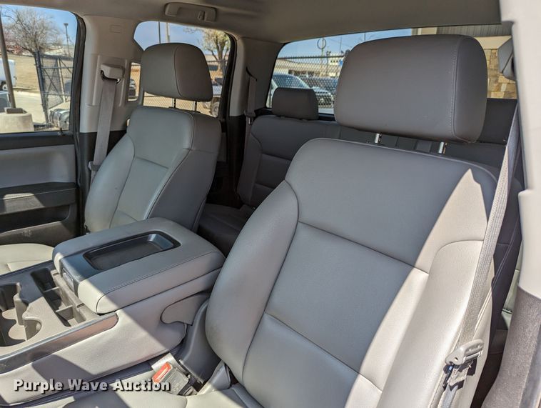 image for item DR6877 2015  Chevrolet Silverado 1500  Double Cab pickup truck