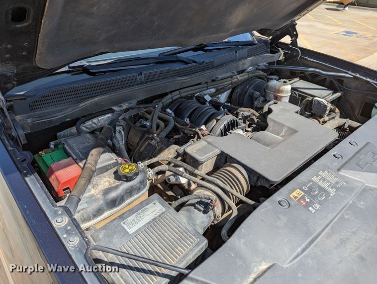 image for item DR6877 2015  Chevrolet Silverado 1500  Double Cab pickup truck