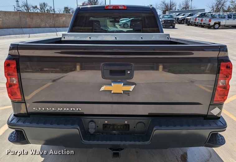 image for item DR6877 2015  Chevrolet Silverado 1500  Double Cab pickup truck