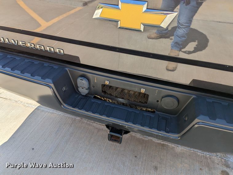 image for item DR6877 2015  Chevrolet Silverado 1500  Double Cab pickup truck