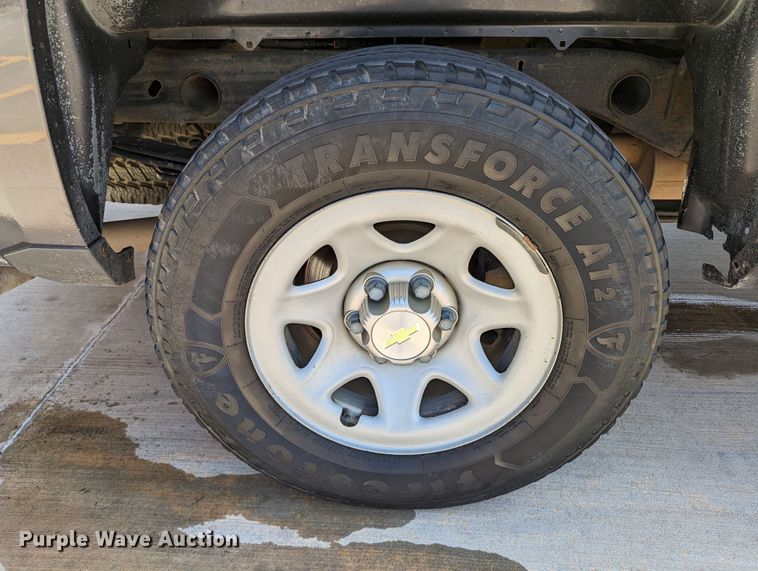 image for item DR6877 2015  Chevrolet Silverado 1500  Double Cab pickup truck