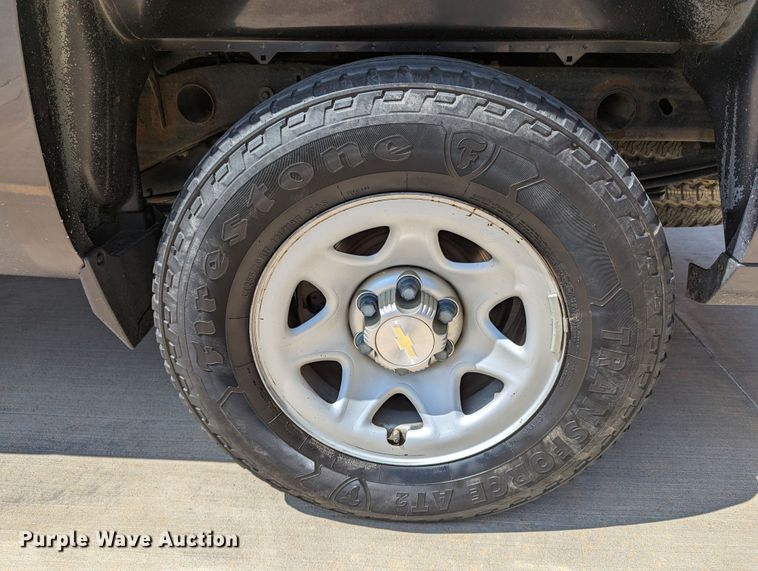 image for item DR6877 2015  Chevrolet Silverado 1500  Double Cab pickup truck