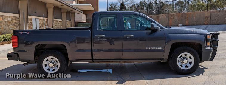 image for item DR6878 2015  Chevrolet Silverado 1500  Double Cab pickup truck