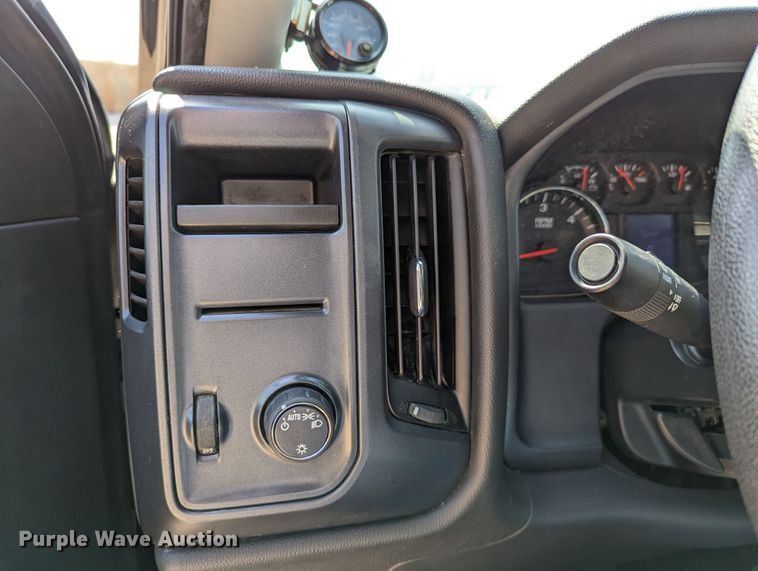 image for item DR6878 2015  Chevrolet Silverado 1500  Double Cab pickup truck