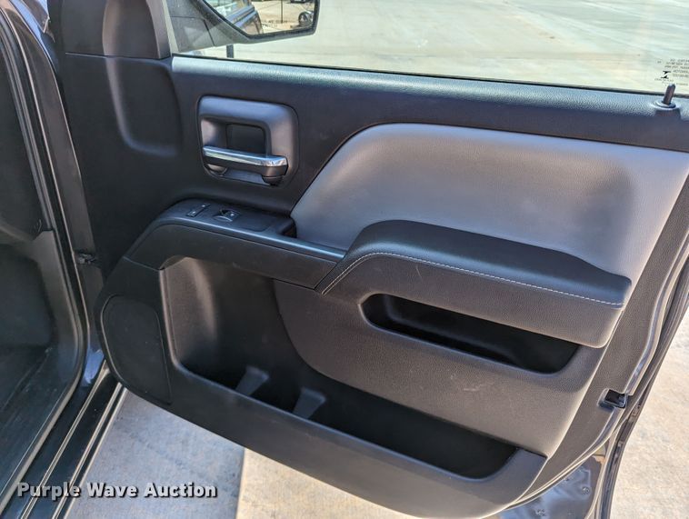 image for item DR6878 2015  Chevrolet Silverado 1500  Double Cab pickup truck