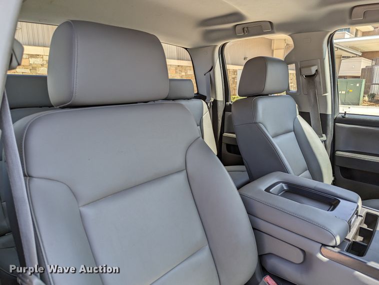 image for item DR6878 2015  Chevrolet Silverado 1500  Double Cab pickup truck