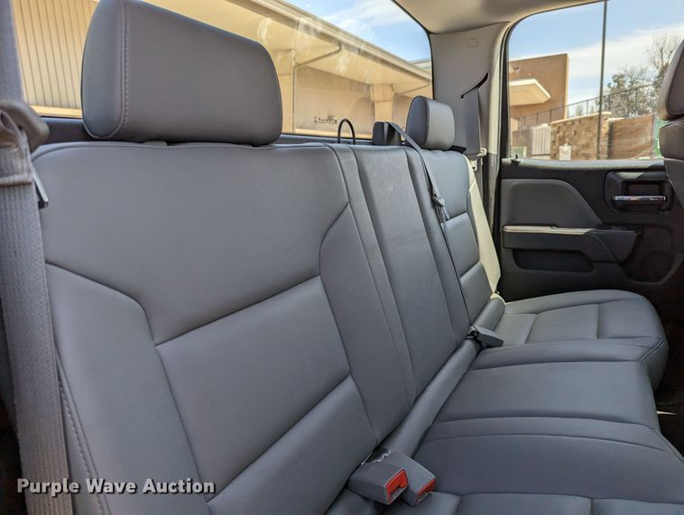 image for item DR6878 2015  Chevrolet Silverado 1500  Double Cab pickup truck