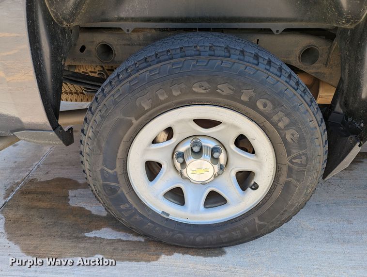 image for item DR6878 2015  Chevrolet Silverado 1500  Double Cab pickup truck