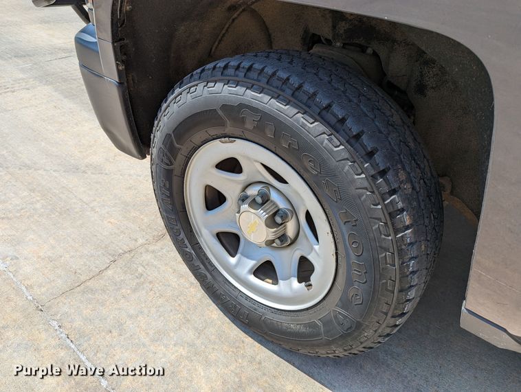 image for item DR6878 2015  Chevrolet Silverado 1500  Double Cab pickup truck