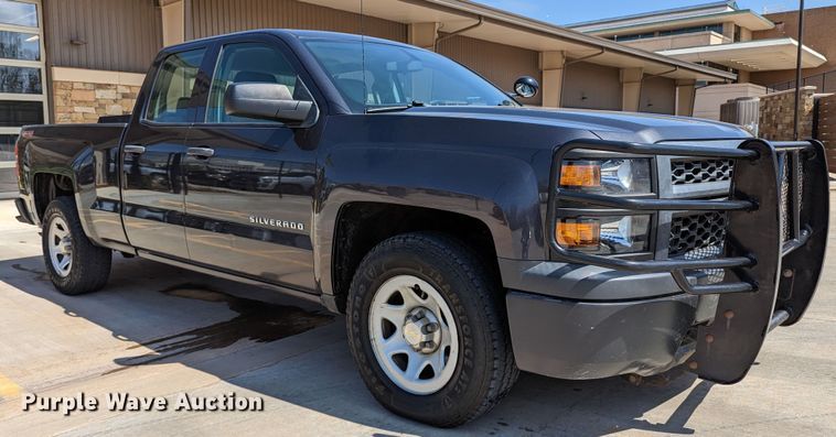 image for item DR6879 2015  Chevrolet Silverado 1500  Double Cab pickup truck