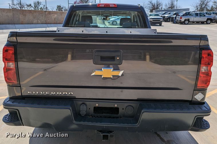 image for item DR6879 2015  Chevrolet Silverado 1500  Double Cab pickup truck