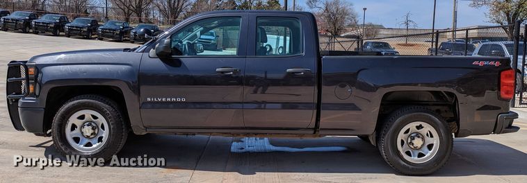 image for item DR6879 2015  Chevrolet Silverado 1500  Double Cab pickup truck