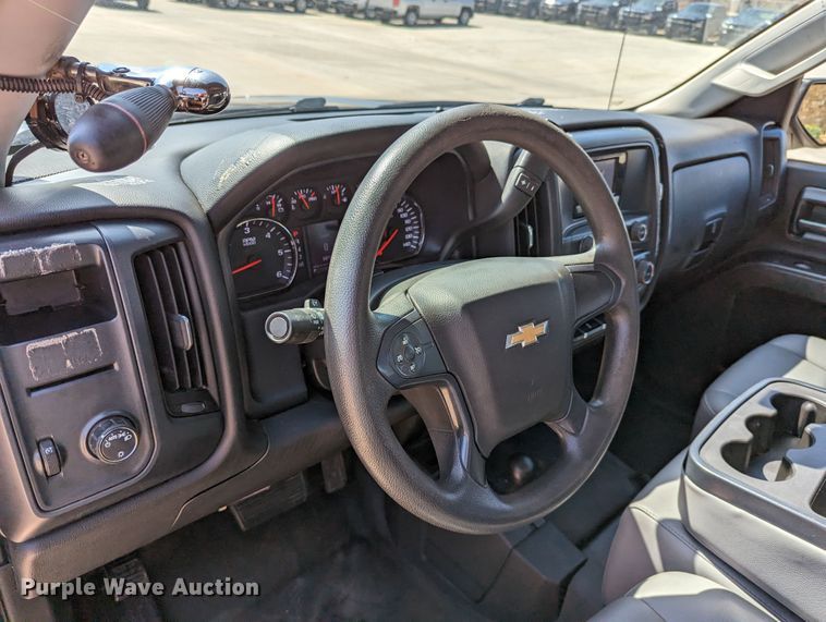 image for item DR6879 2015  Chevrolet Silverado 1500  Double Cab pickup truck