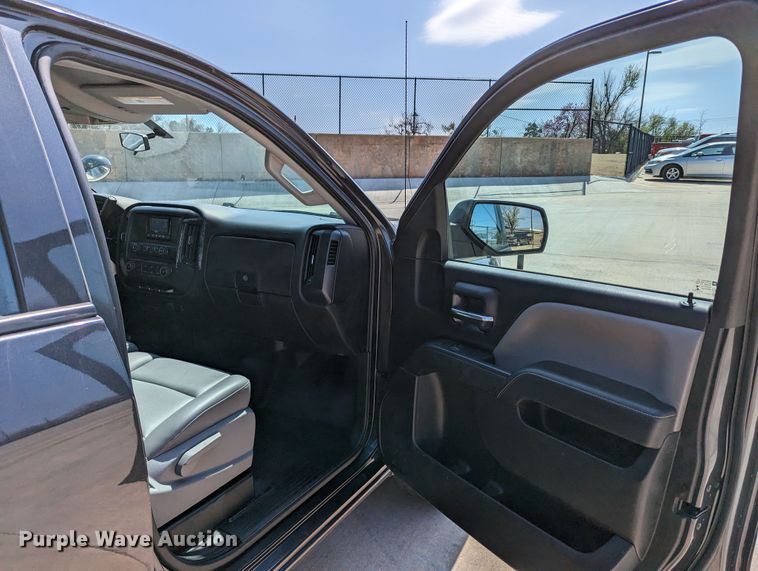 image for item DR6879 2015  Chevrolet Silverado 1500  Double Cab pickup truck