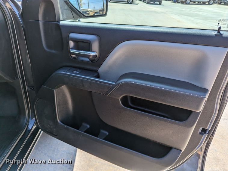 image for item DR6879 2015  Chevrolet Silverado 1500  Double Cab pickup truck