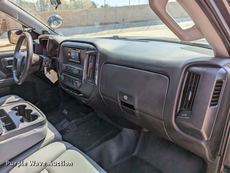 image for item DR6879 2015  Chevrolet Silverado 1500  Double Cab pickup truck