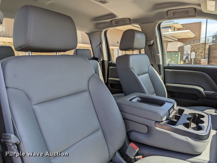 image for item DR6879 2015  Chevrolet Silverado 1500  Double Cab pickup truck