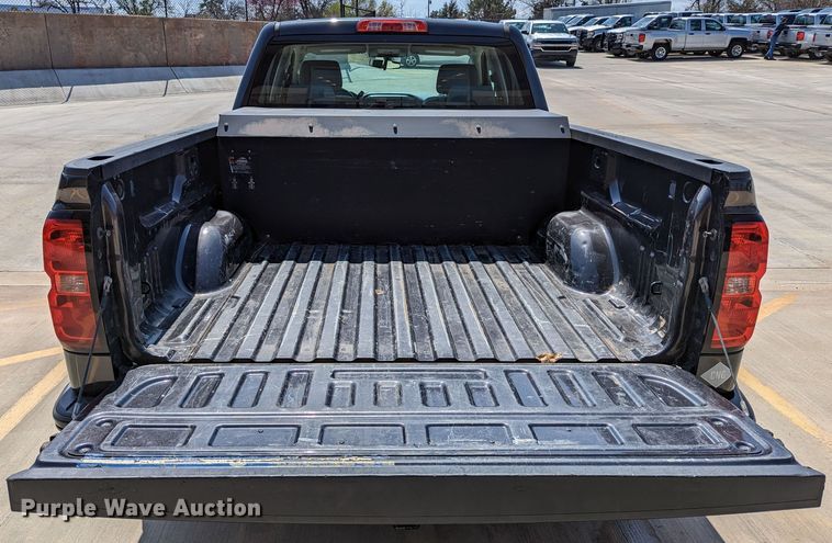 image for item DR6879 2015  Chevrolet Silverado 1500  Double Cab pickup truck