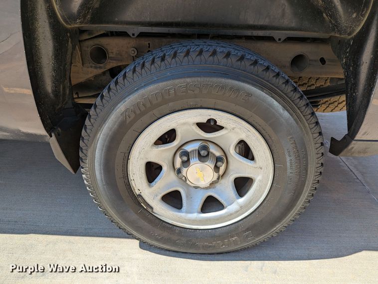 image for item DR6879 2015  Chevrolet Silverado 1500  Double Cab pickup truck