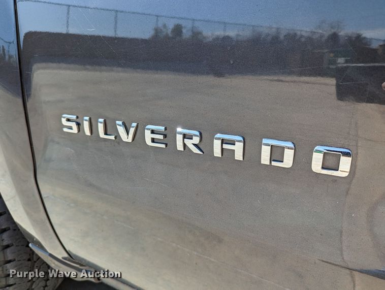 image for item DR6879 2015  Chevrolet Silverado 1500  Double Cab pickup truck