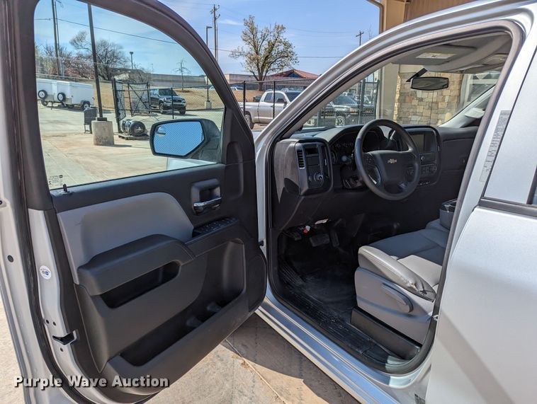 image for item DR6880 2016  Chevrolet Silverado 1500  Double Cab pickup truck