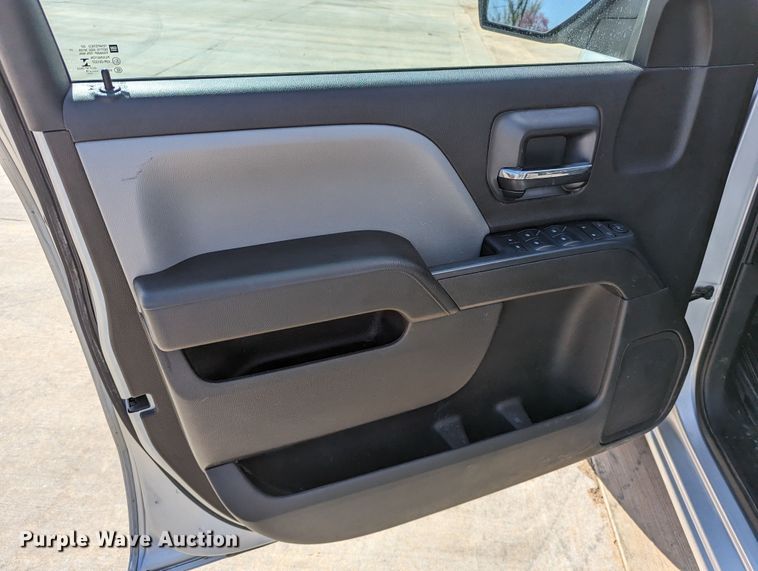 image for item DR6880 2016  Chevrolet Silverado 1500  Double Cab pickup truck