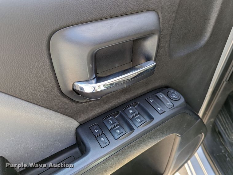 image for item DR6880 2016  Chevrolet Silverado 1500  Double Cab pickup truck