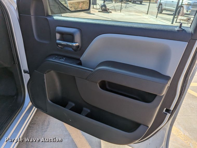 image for item DR6880 2016  Chevrolet Silverado 1500  Double Cab pickup truck