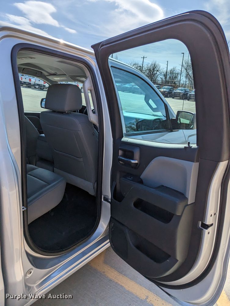 image for item DR6880 2016  Chevrolet Silverado 1500  Double Cab pickup truck