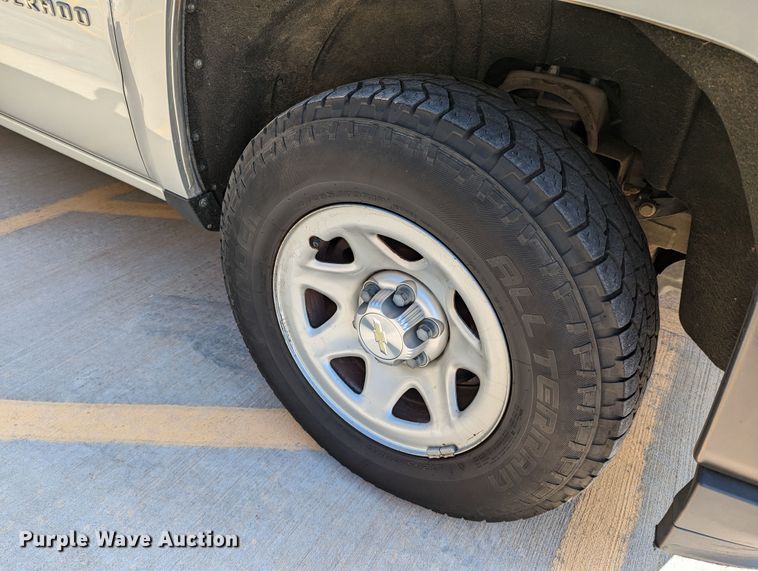 image for item DR6880 2016  Chevrolet Silverado 1500  Double Cab pickup truck