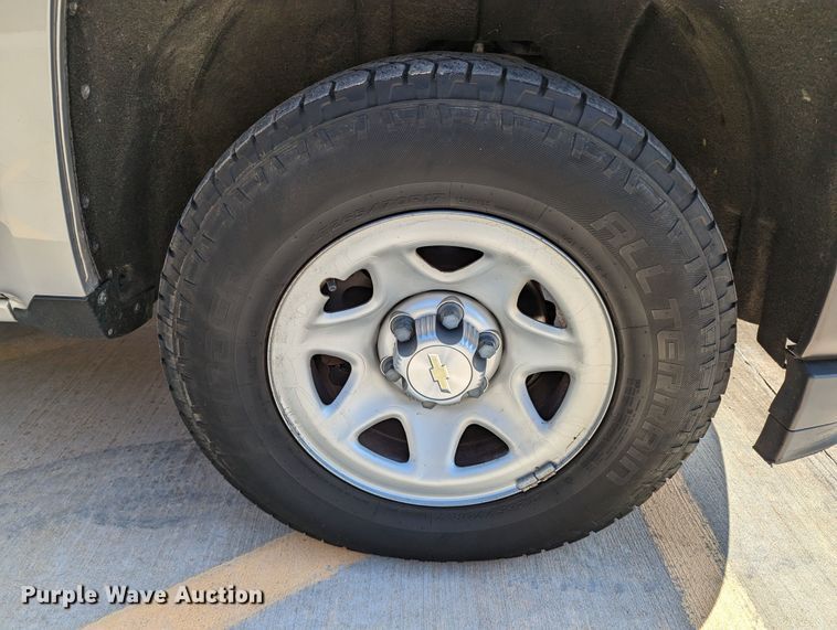 image for item DR6880 2016  Chevrolet Silverado 1500  Double Cab pickup truck