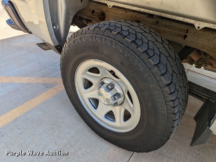 image for item DR6880 2016  Chevrolet Silverado 1500  Double Cab pickup truck