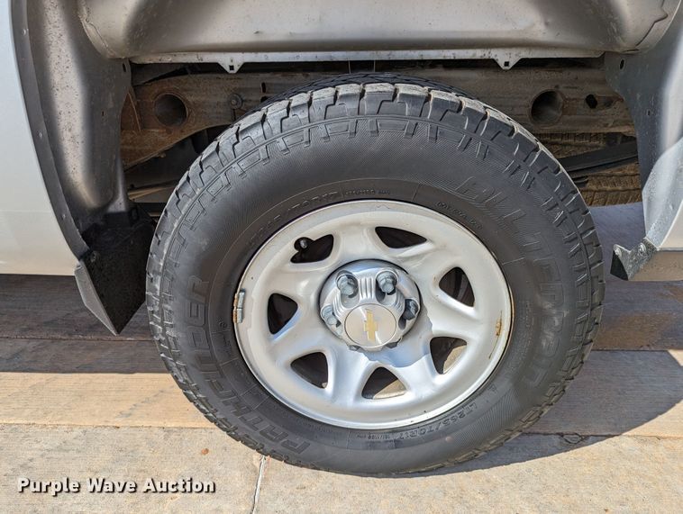 image for item DR6880 2016  Chevrolet Silverado 1500  Double Cab pickup truck