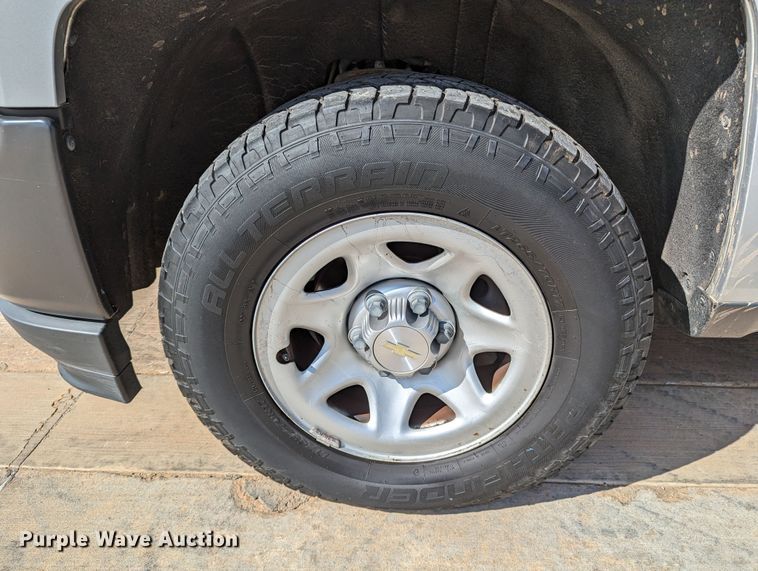 image for item DR6880 2016  Chevrolet Silverado 1500  Double Cab pickup truck