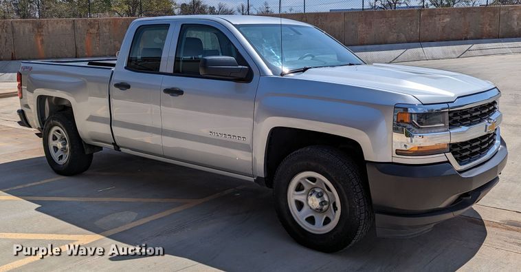 image for item DR6881 2016  Chevrolet Silverado 1500  Double Cab pickup truck